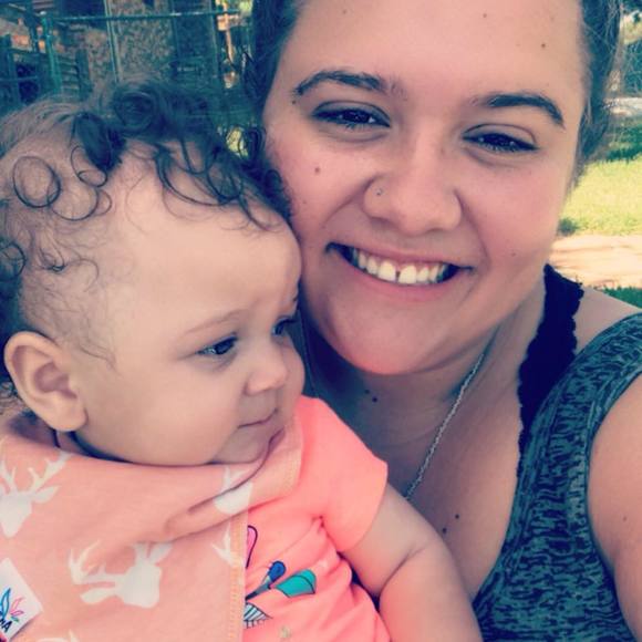 Meet your Posher, Kristen - Picture 4 of 4